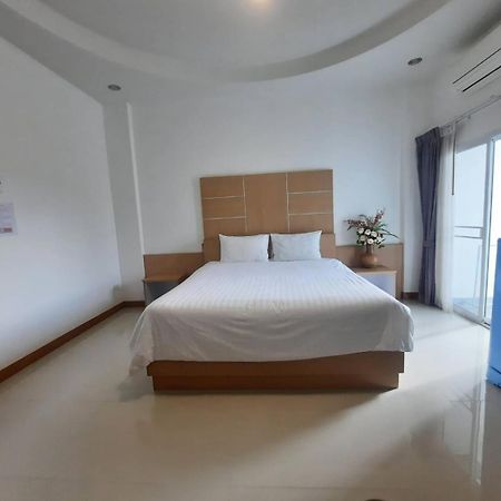 מהה סרקם Ketsara Hotel מראה חיצוני תמונה