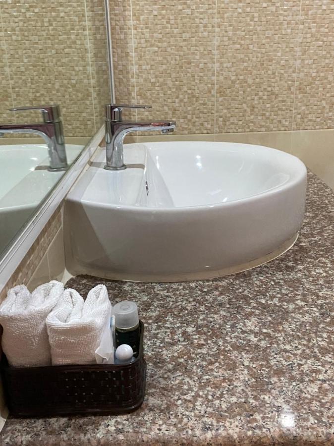 מהה סרקם Ketsara Hotel מראה חיצוני תמונה