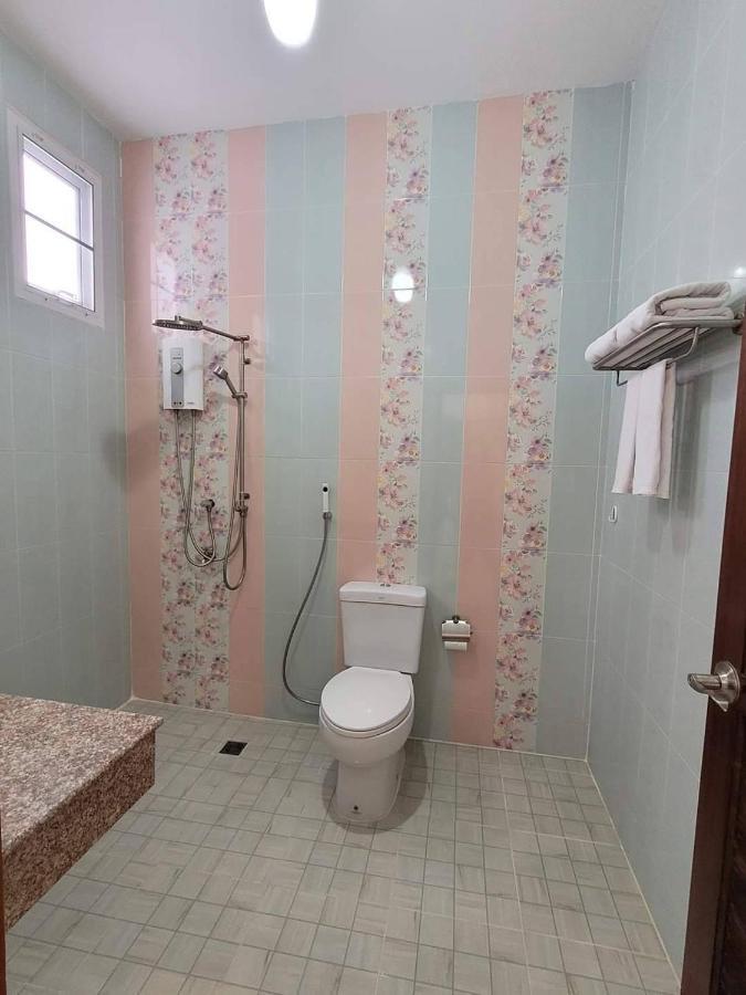 מהה סרקם Ketsara Hotel מראה חיצוני תמונה